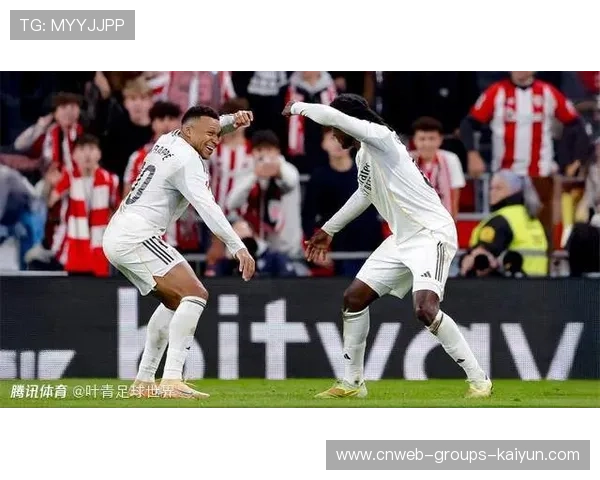 阿诺德边路快速传中造成混乱