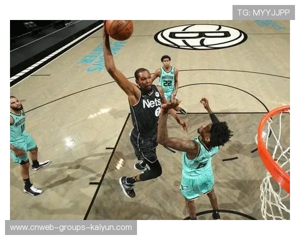 杜兰特关键三分命中，篮网以一波流反超对手