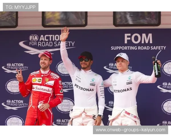 汉密尔顿超车入弯——极速中的艺术与智慧