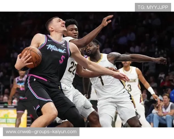 热火团队外线准心在本场比赛中占据主导